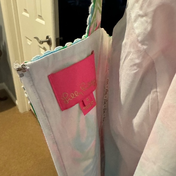 Lilly Pulitzer Print Lace Front Sleeveless Shift Dress size 4 - Picture 2 of 3